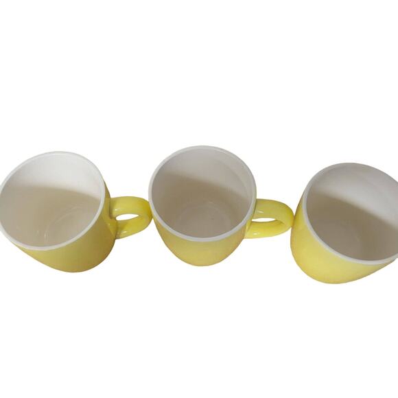 Set Of 3 Made In USA Yellow Coffee Cups Good Used Condition - Picture 2 of 3